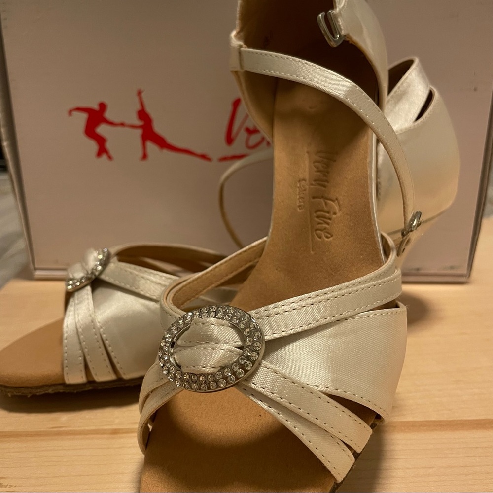 Very Fine Dance Shoes | Salsera ballroom dance shoes, 2.5” heel